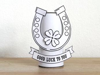 Lucky horseshoe Shamrock toilet paper printable coloring St. Patrick's Day craft for kids