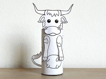 longhorn cow Wild West toilet paper roll printable coloring craft activity for kids
